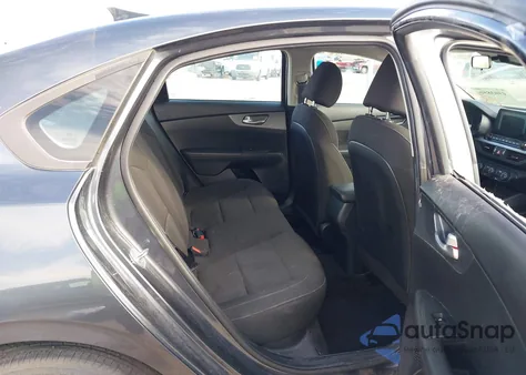 2021 Kia Forte Fe/Lxs из США, поврежденный, VIN 3KPF24AD0ME271991